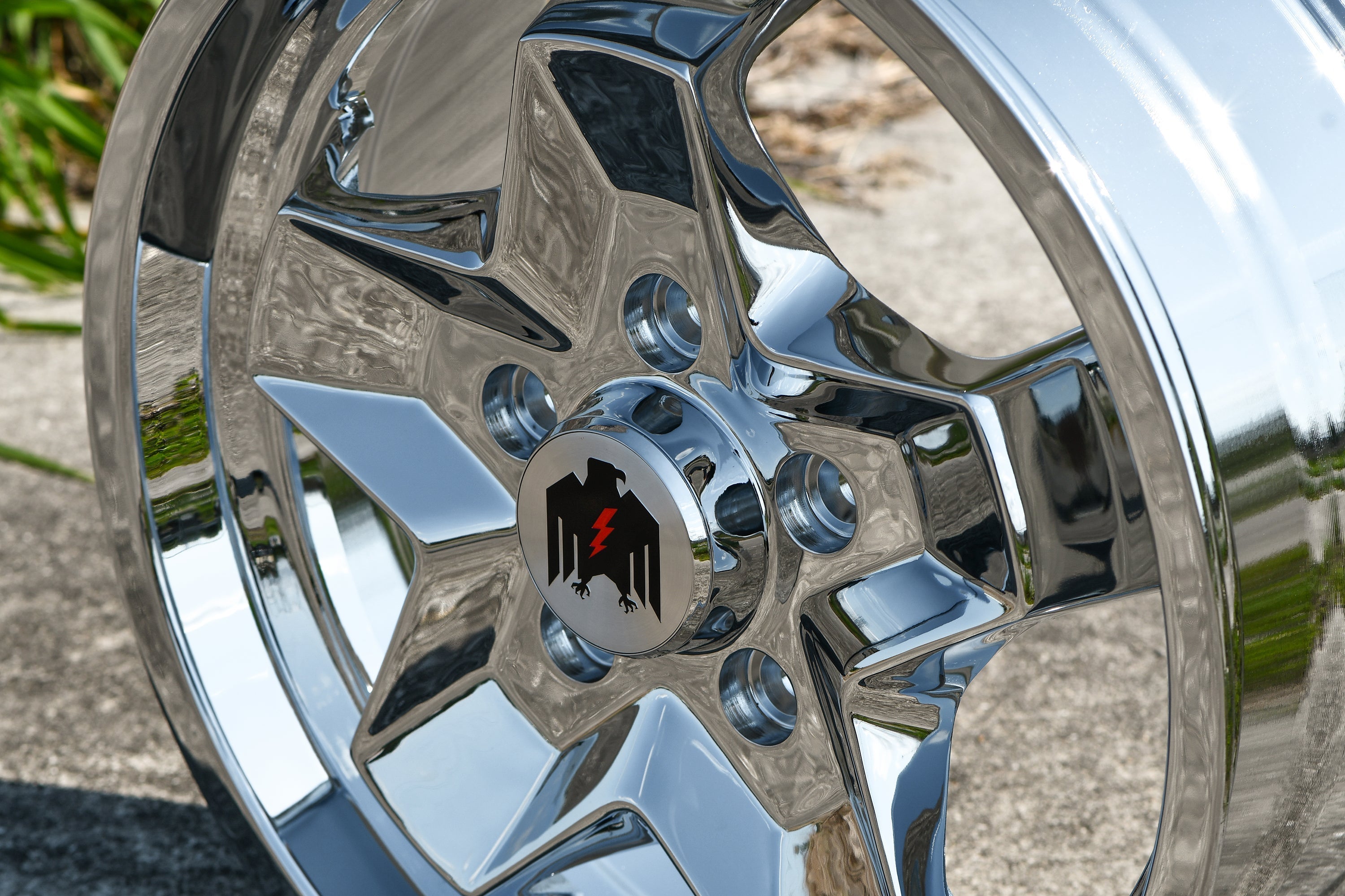 944 COOKIE CUTTER | Chrome Plated