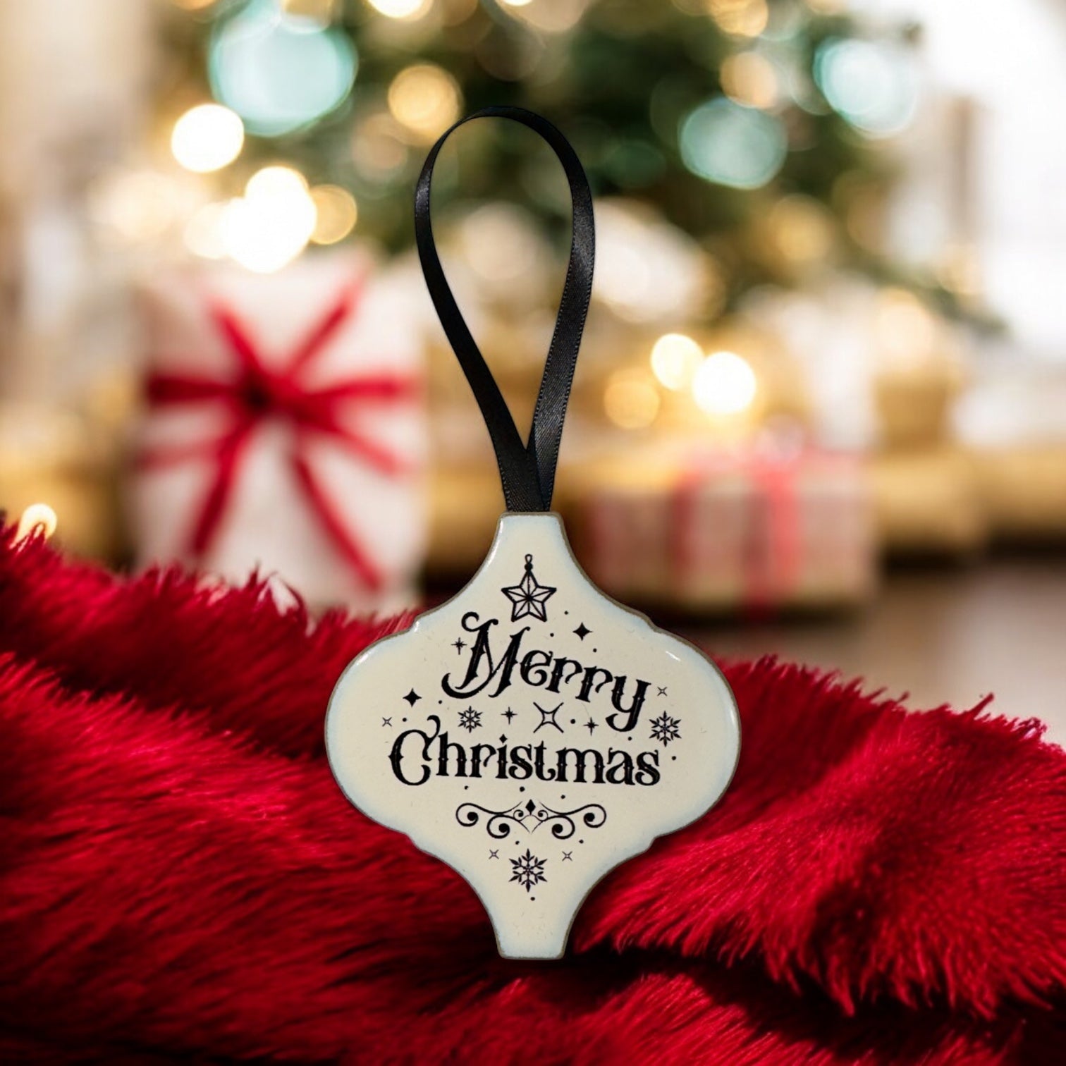 Arabesque Christmas Ornament - Merry Christmas (Stars)