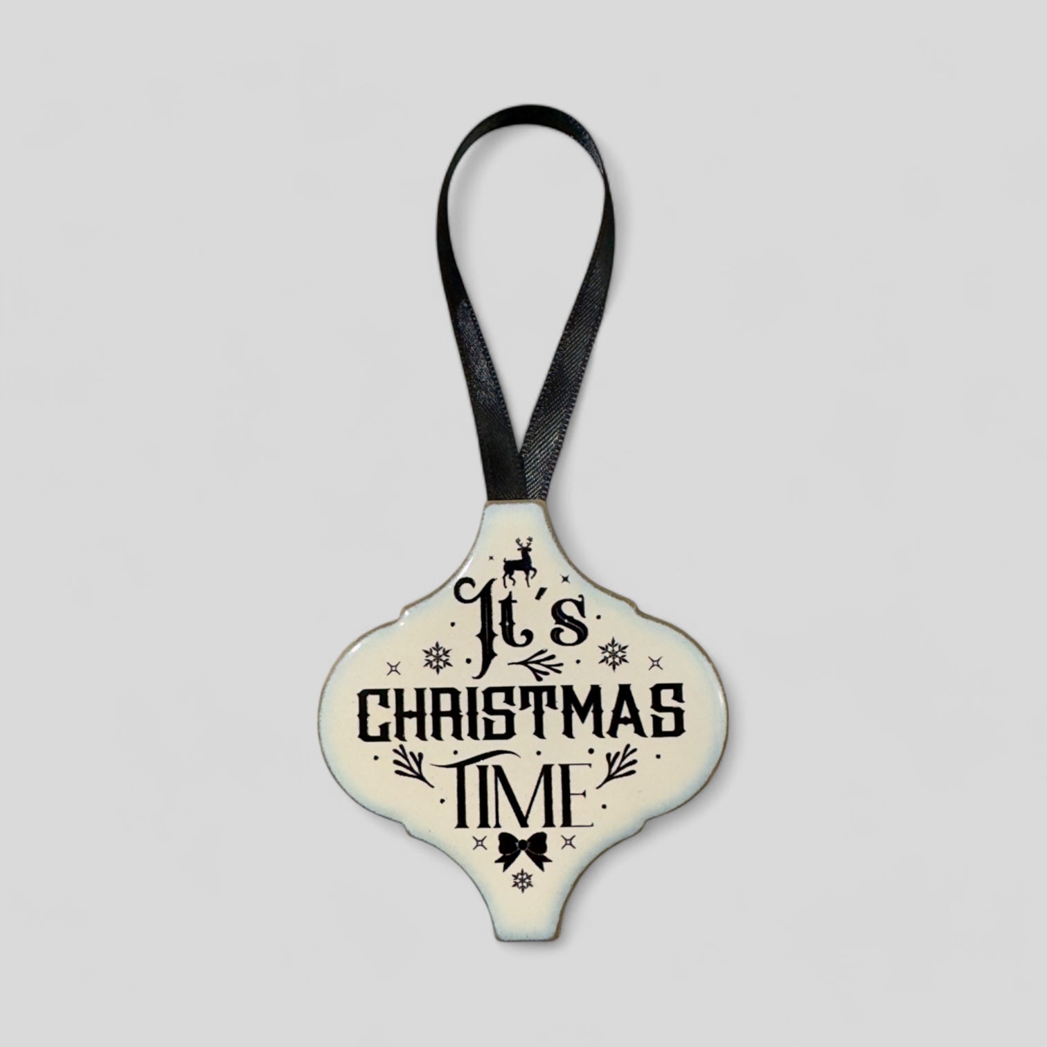 Arabesque Christmas Ornament - It's Christmas Time