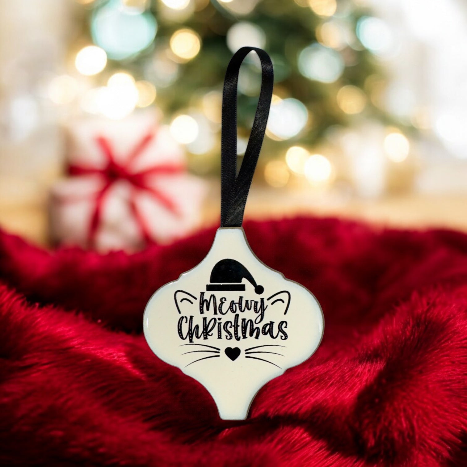 Arabesque Christmas Ornament - Meowy Christmas