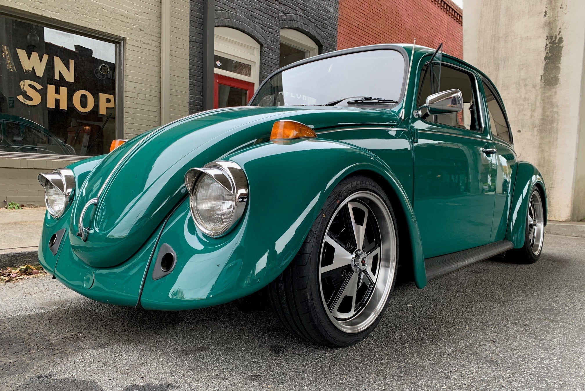 914 | Gloss Black Machined Face & Lip